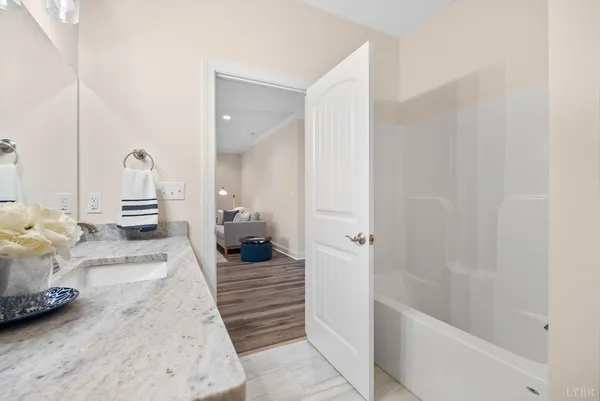 $404,900 | 180 Villa Oak Circle, Bedford, VA 24523