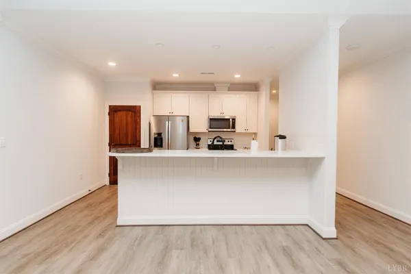 $404,900 | 180 Villa Oak Circle, Bedford, VA 24523