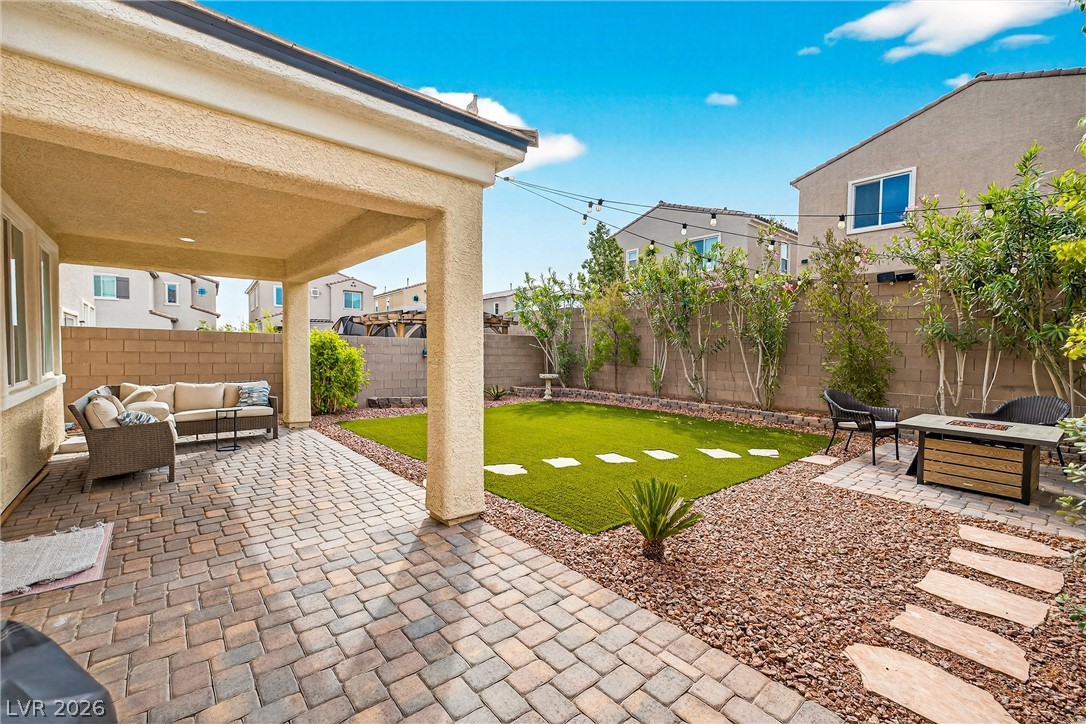 9839 Poplar Point Court Las Vegas, NV 89178 - Photo 25 of 33