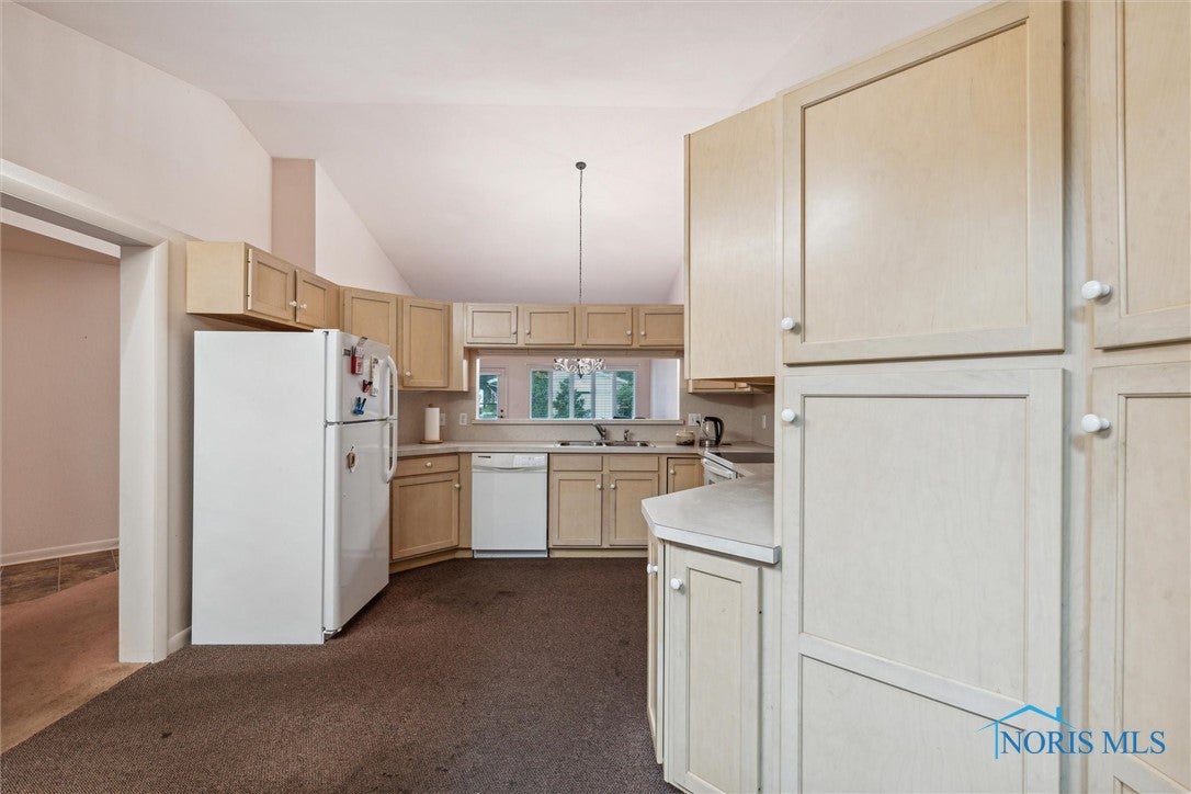 701 Burr Road, Unit 34 Wauseon, OH 43567 - Photo 16 of 39 Gallery Image 16