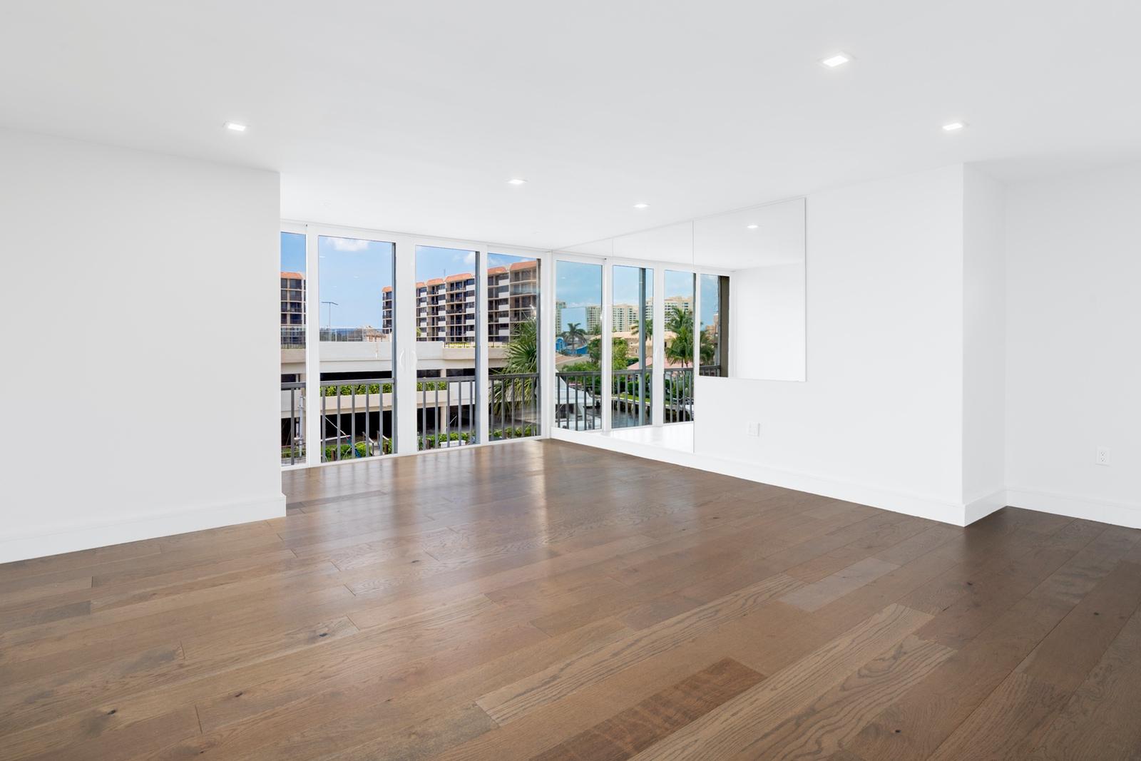 777 Jeffery Street, Unit 301 Boca Raton, FL 33487 - Photo 3 of 22 Living Room