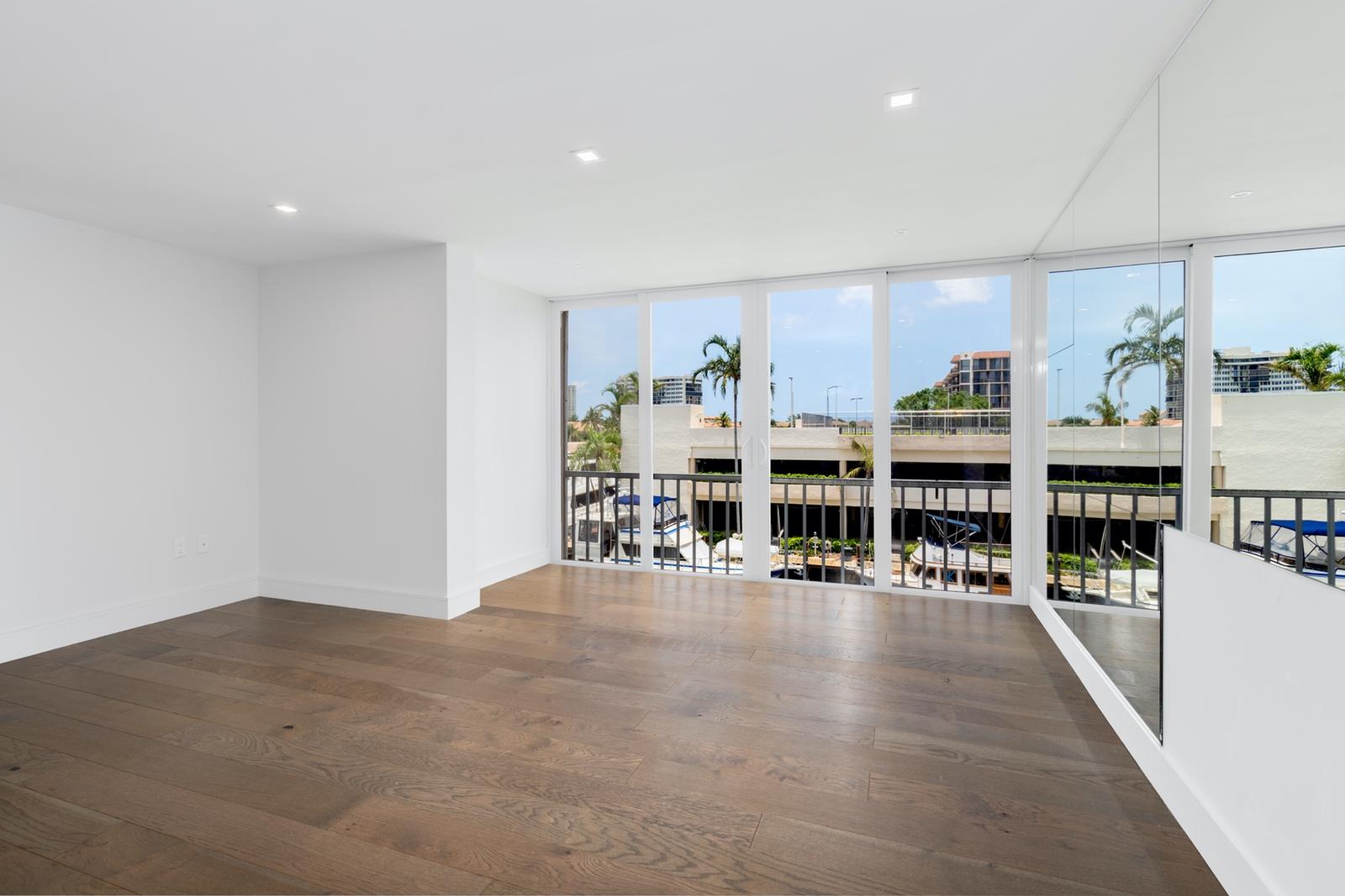 777 Jeffery Street, Unit 301 Boca Raton, FL 33487 - Photo 4 of 22 Living Room