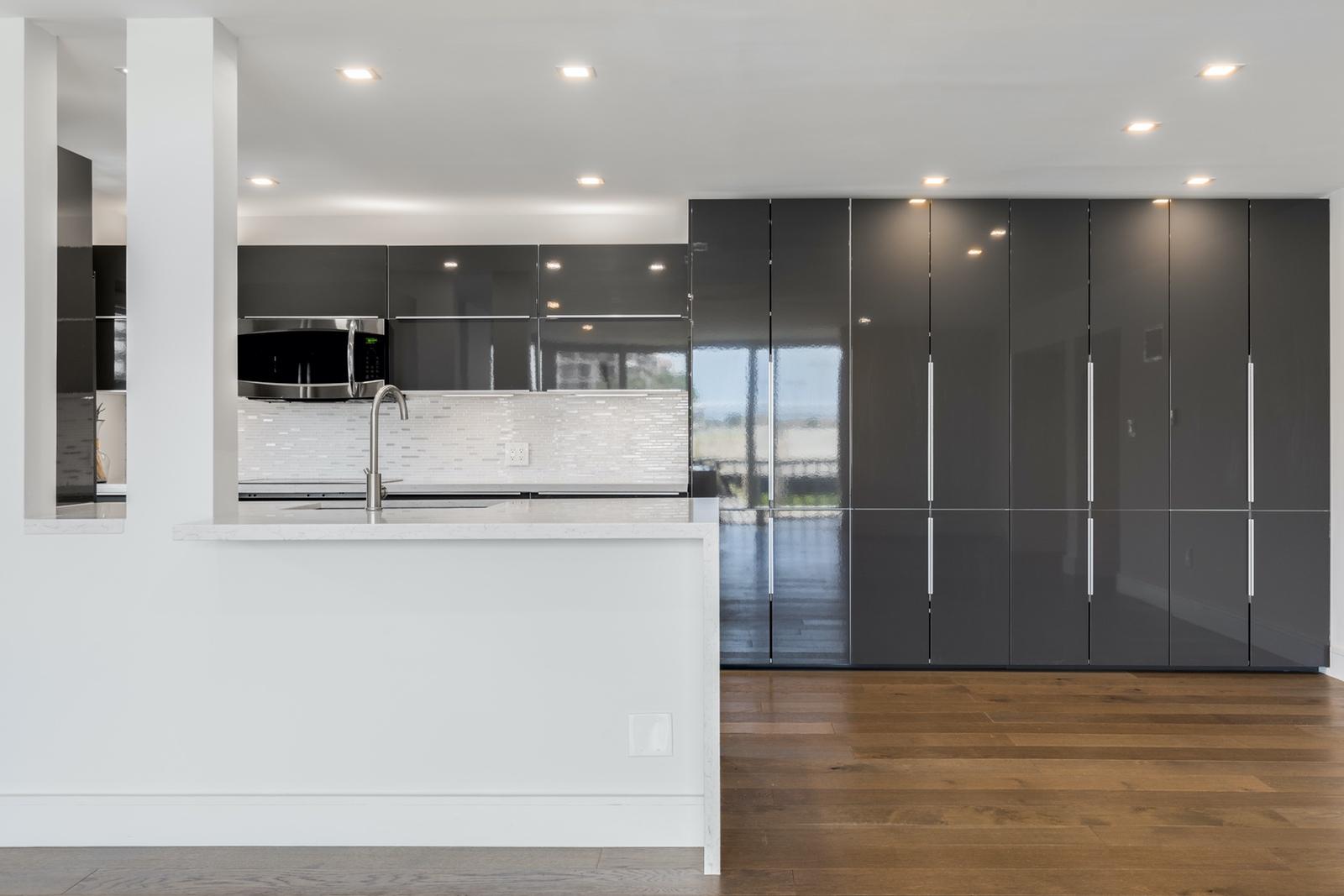 777 Jeffery Street, Unit 301 Boca Raton, FL 33487 - Photo 6 of 22 Kitchen