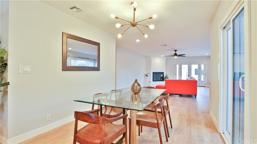 631 North Maple Street Burbank, CA 91505 - Photo 11 of 33