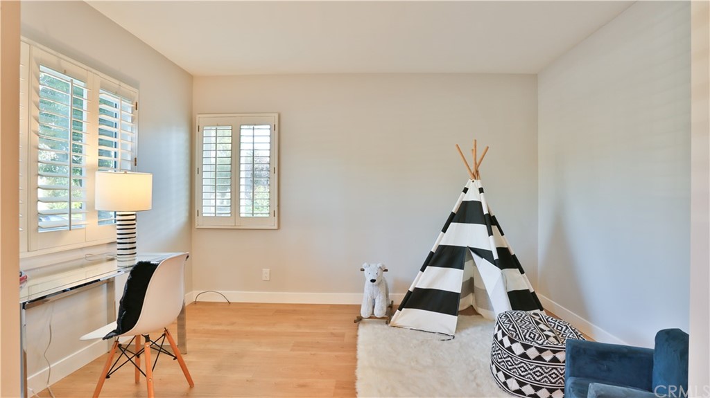 631 North Maple Street Burbank, CA 91505 - Photo 22 of 33