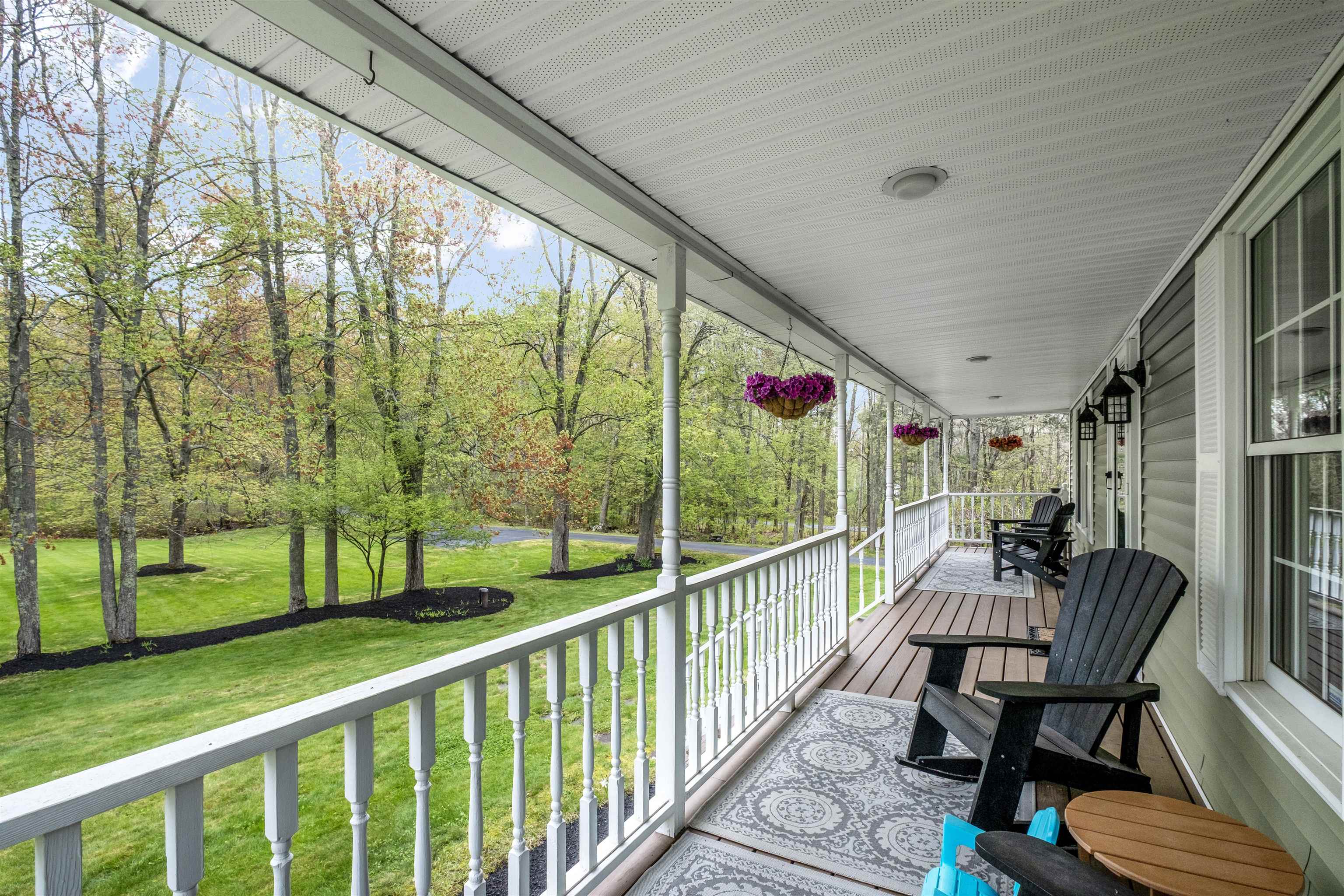 278 Long Hill Road Dover, NH 03820 - Photo 6 of 60