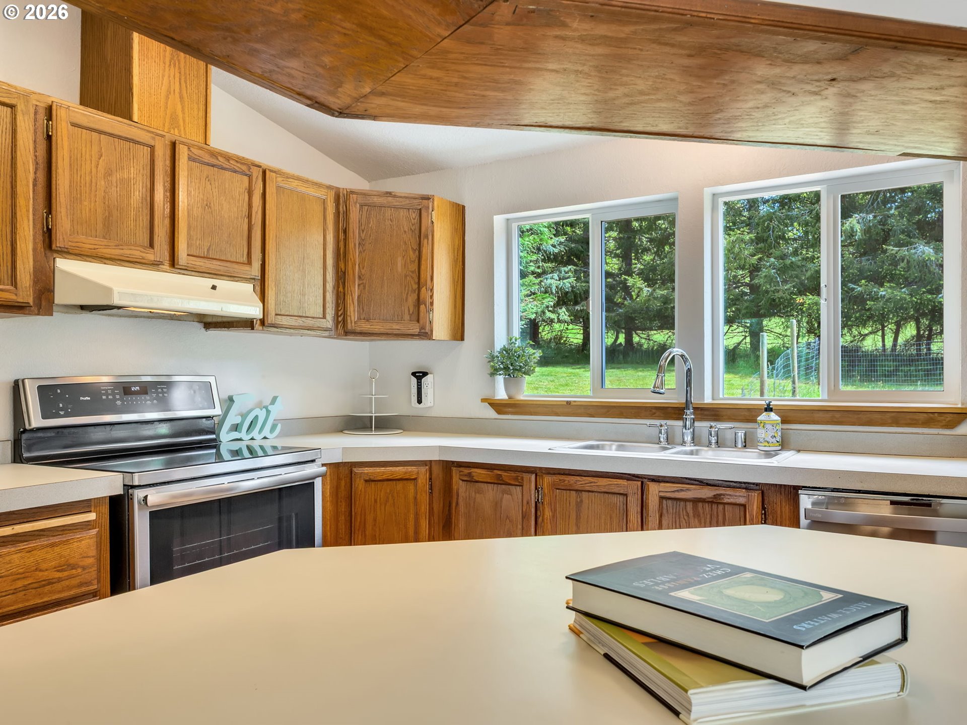 90465 Peter Johnson Road Astoria, OR 97103 - Photo 14 of 48
