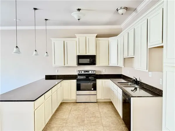 $1,800 | 101 Village Oaks Boulevard, Unit B, Ponchatoula, LA 70454