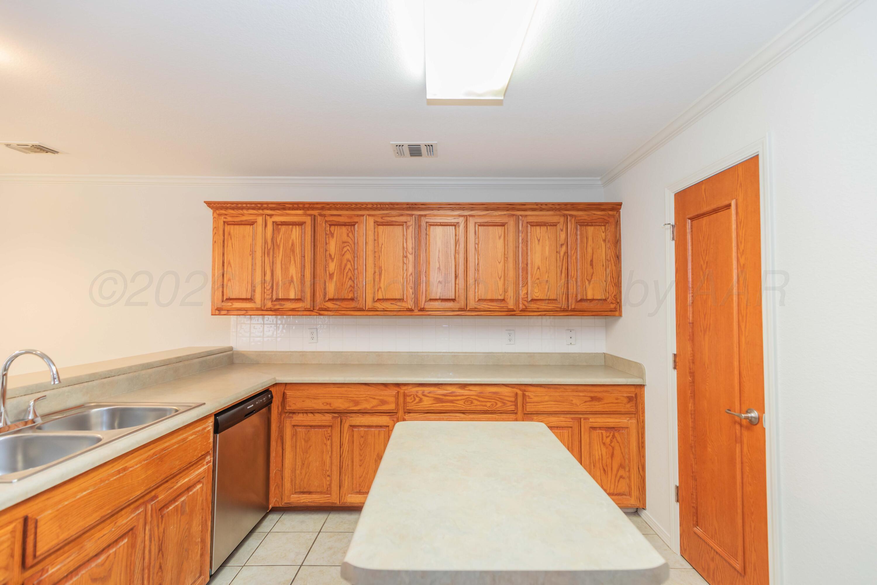 4517 Steffi Court Amarillo, TX 79110 - Photo 15 of 29 KITCHEN VIEW 3