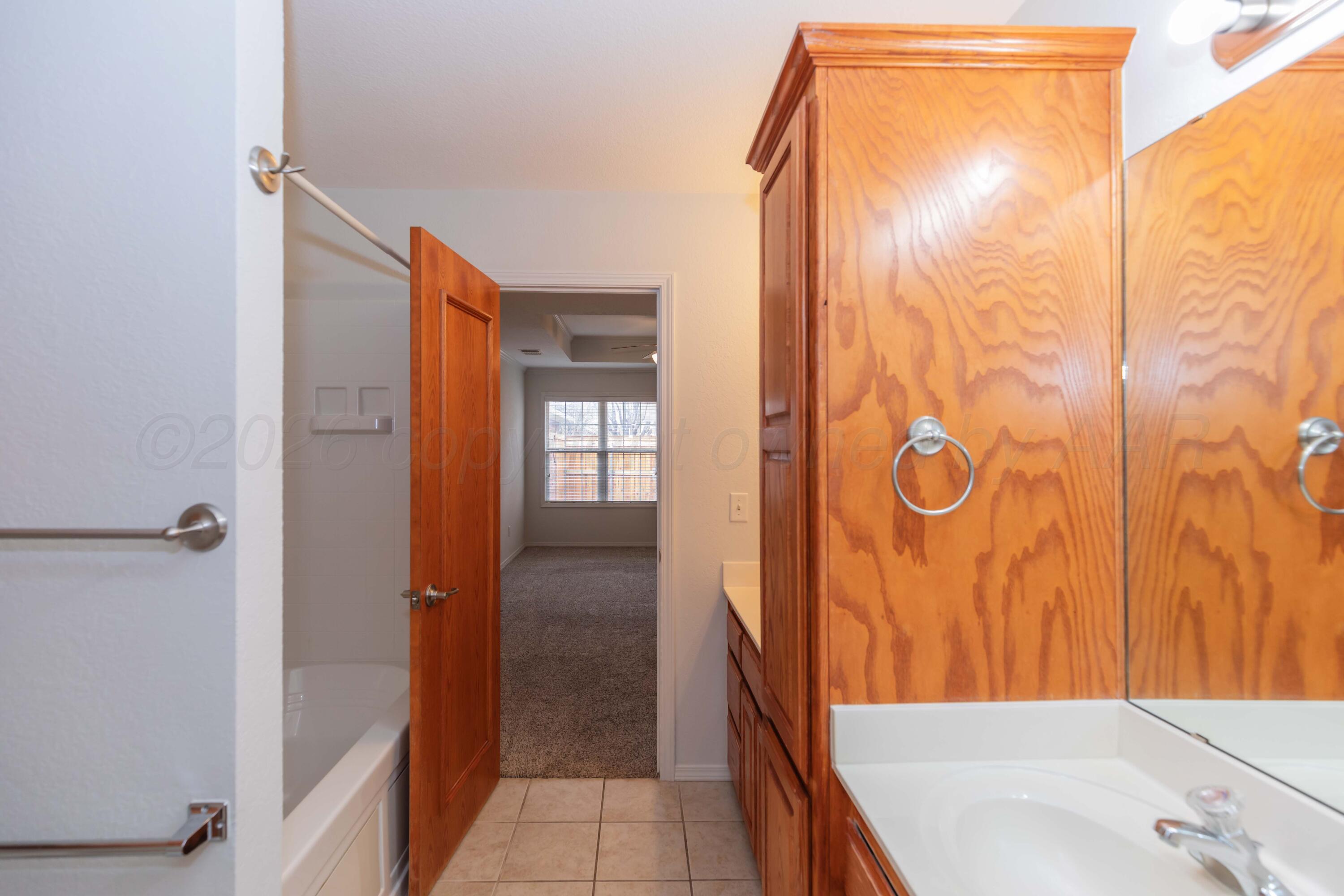 4517 Steffi Court Amarillo, TX 79110 - Photo 20 of 29 PRIMARY BATH VIEW 2