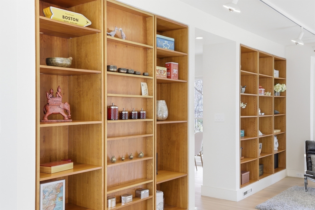 70 Reed Street Lexington, MA 02421 - Photo 12 of 41