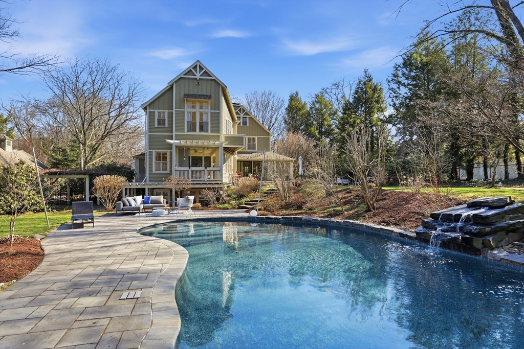 70 Reed Street Lexington, MA 02421 - Photo 2 of 41