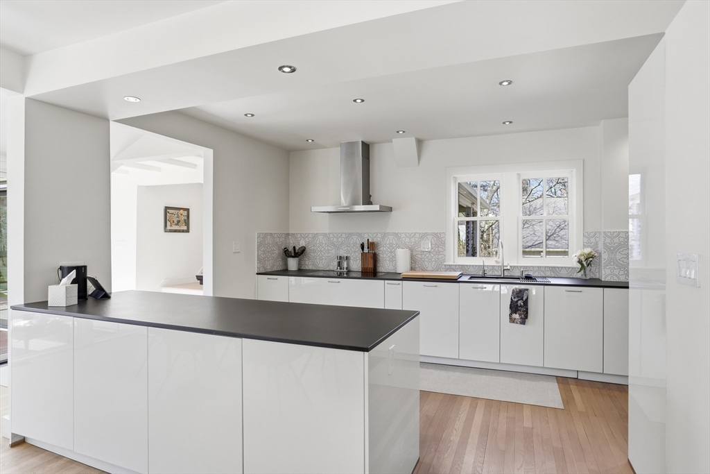 70 Reed Street Lexington, MA 02421 - Photo 22 of 41