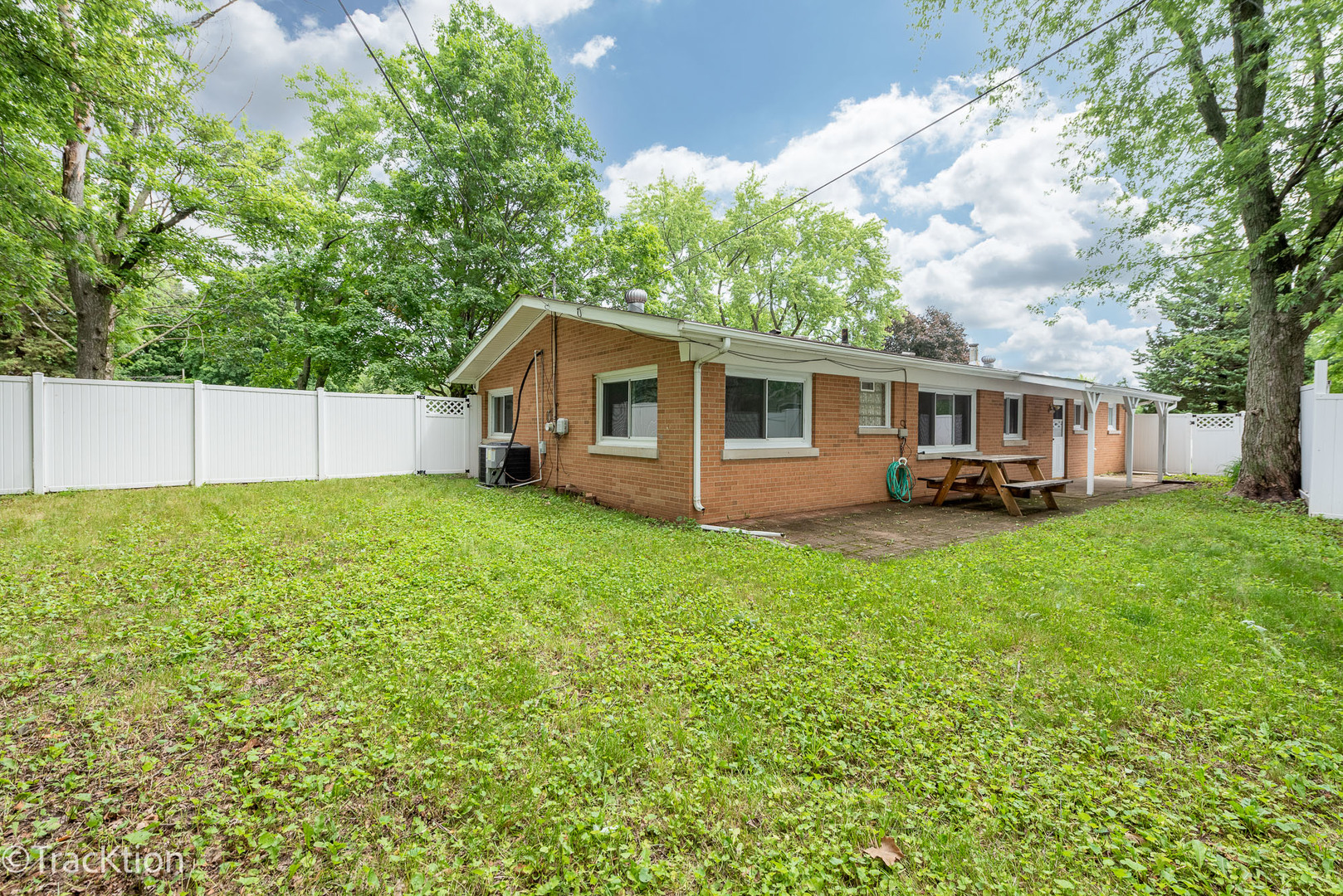 34 Scarsdale Road Montgomery, IL 60538 - Photo 14 of 15 Gallery Image 14