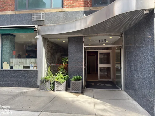 $498,000 | 105 West 13th Street, Unit 15B | West Village