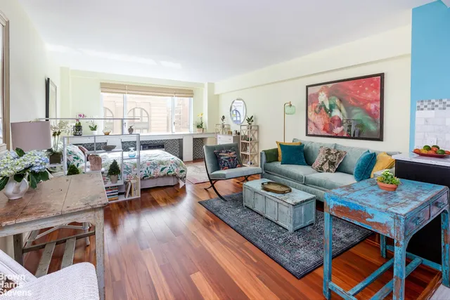 $498,000 | 105 West 13th Street, Unit 15B | West Village