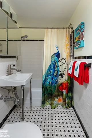 $498,000 | 105 West 13th Street, Unit 15B | West Village