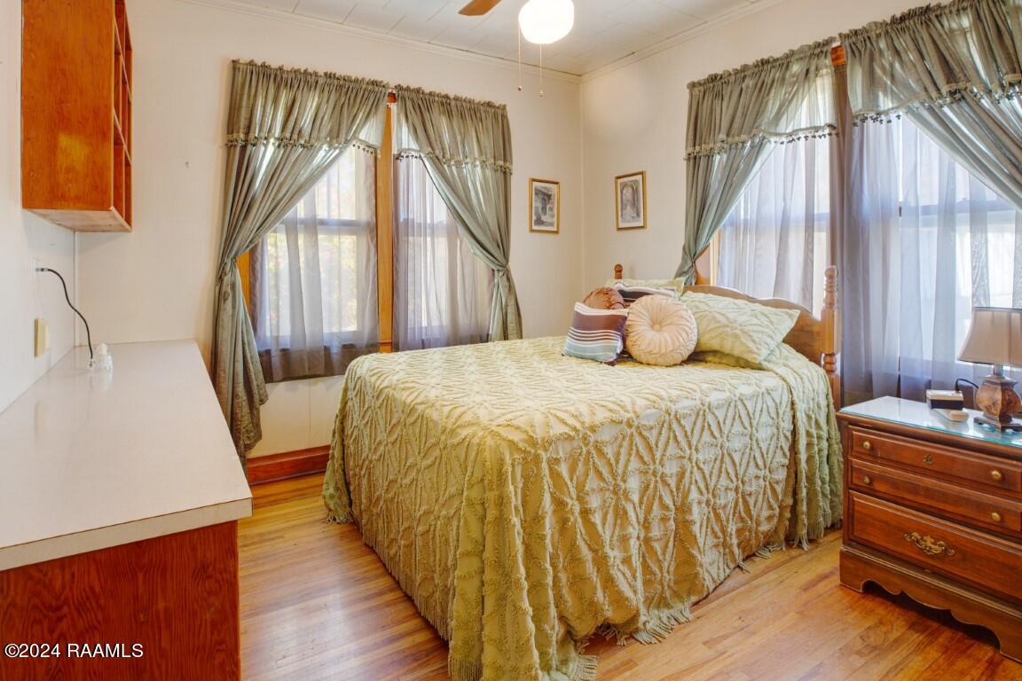538 Kennerson Road Opelousas, LA 70570 - Photo 12 of 25 BR 2 wood floors