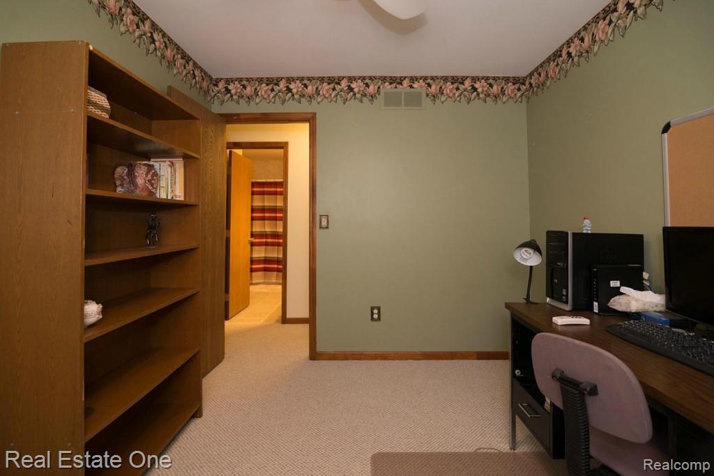 400 Brighton Lake Road Brighton, MI 48116 - Photo 28 of 35 Gallery Image 28