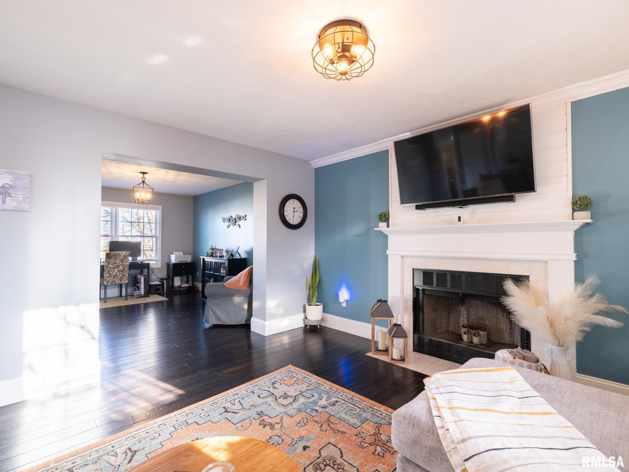 1400 Oak Ridge Washington, IL 61571 - Photo 13 of 56 Gallery Image 13