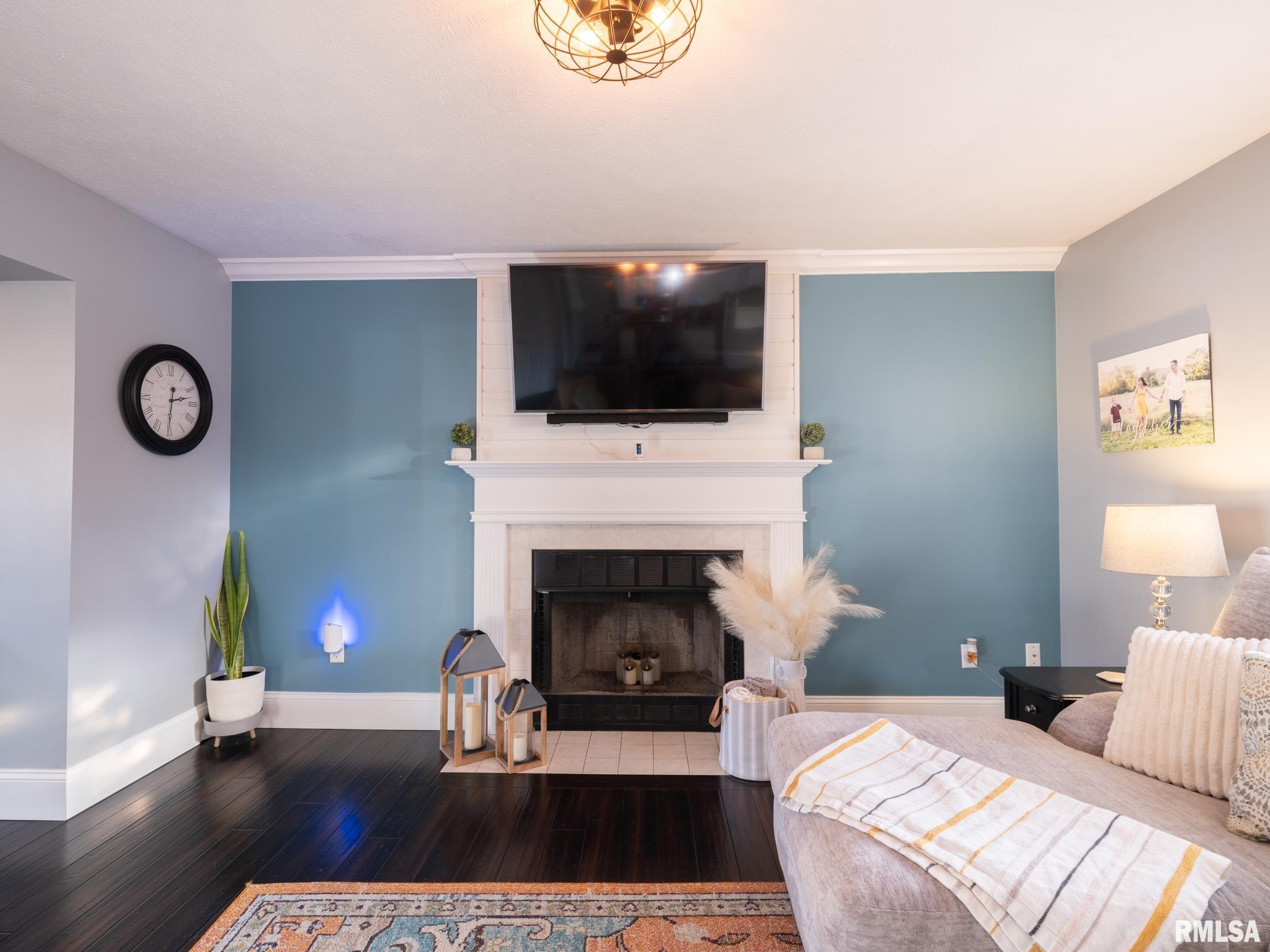 1400 Oak Ridge Washington, IL 61571 - Photo 14 of 56 Gallery Image 14