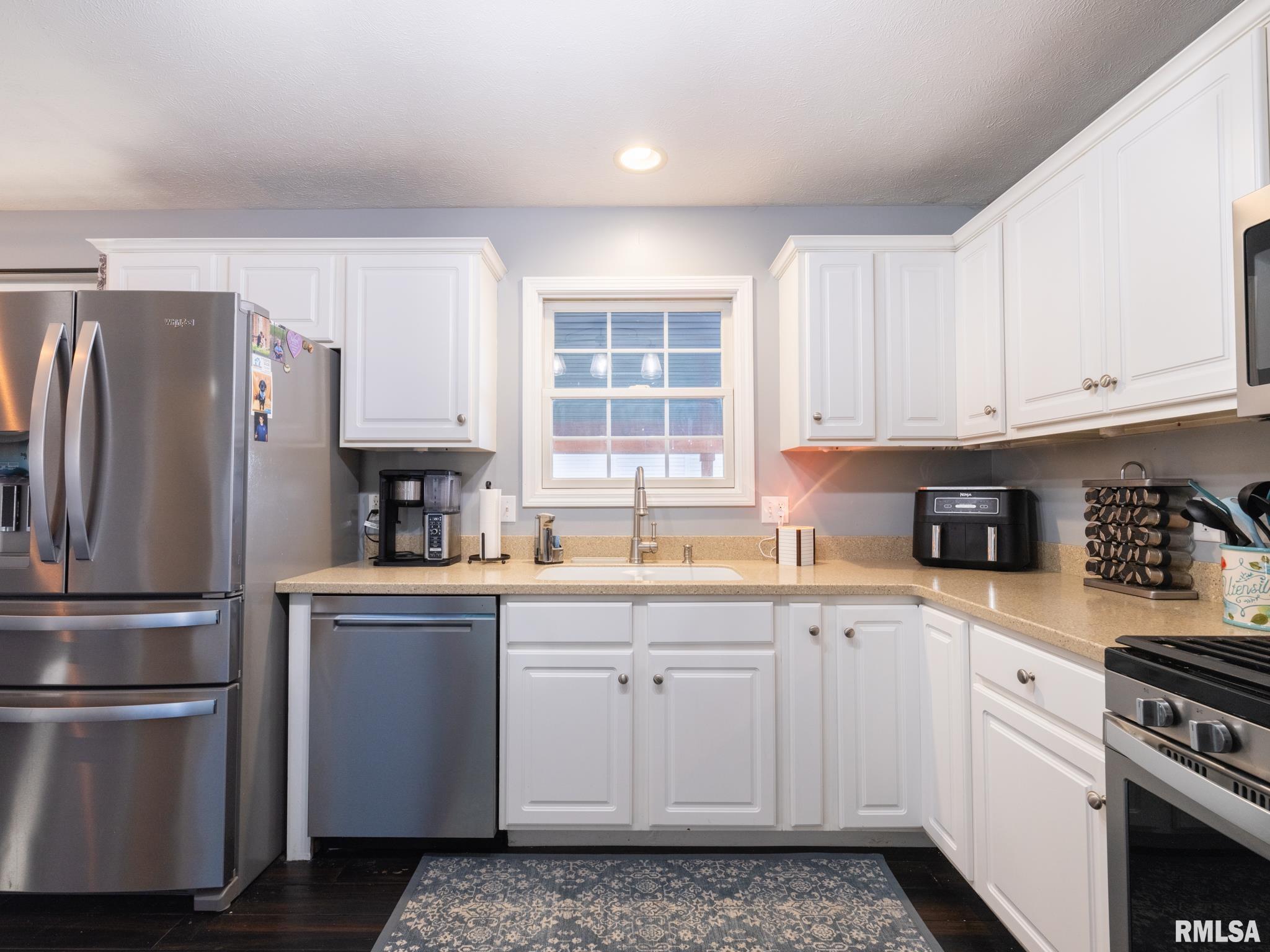 1400 Oak Ridge Washington, IL 61571 - Photo 20 of 56 Gallery Image 20