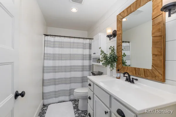 $636,000 | 12636 Point Drive, Gowen, MI 49326