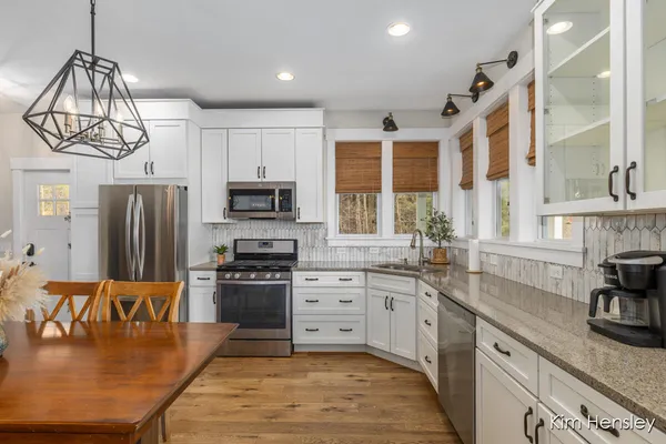 $636,000 | 12636 Point Drive, Gowen, MI 49326