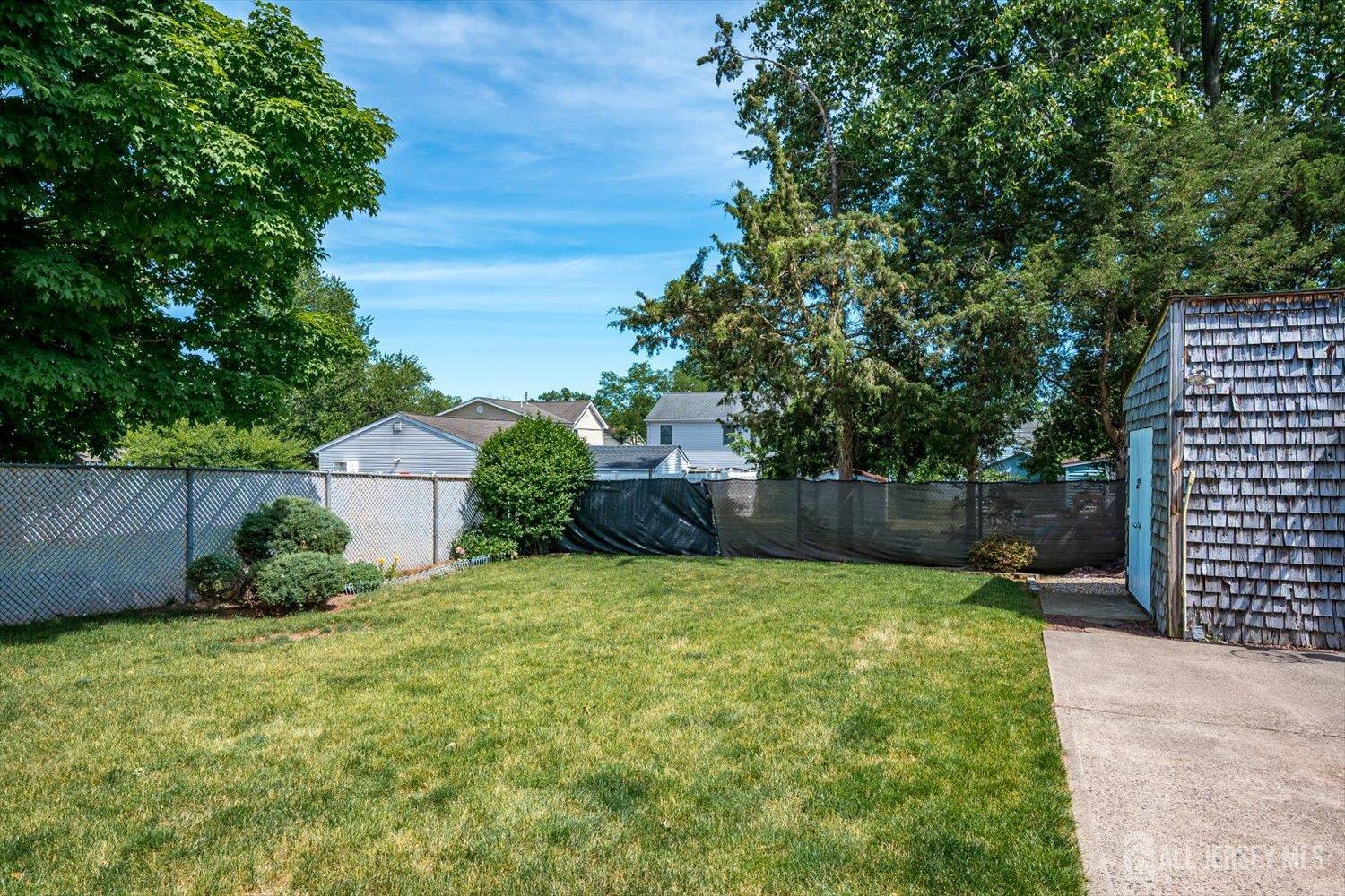 30 Walnut Street Edison, NJ 08817 - Photo 35 of 45