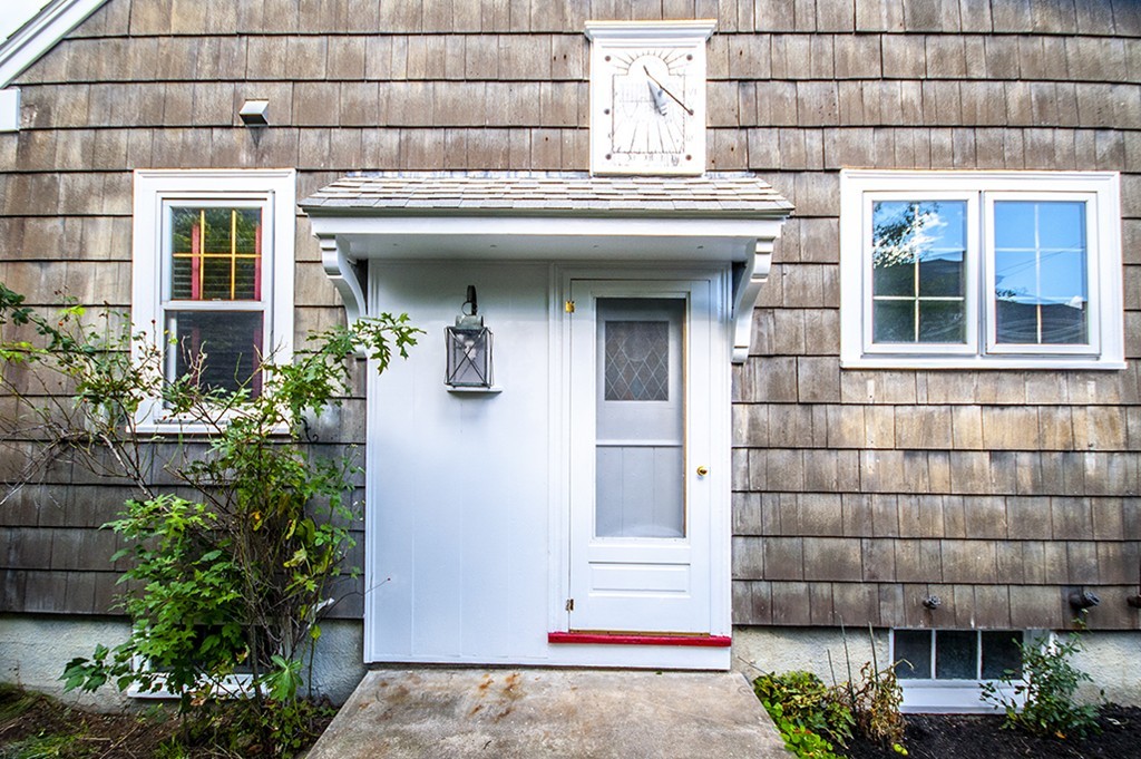 28 Ridgeway Street Quincy, MA 02170 - Photo 19 of 20 Gallery Image 19
