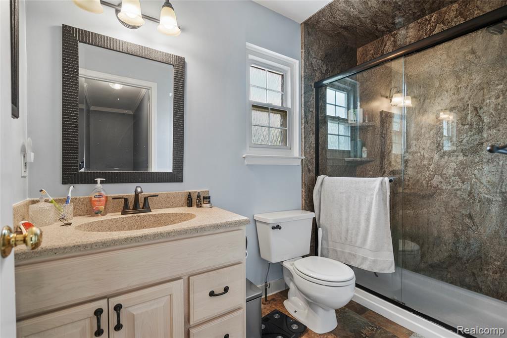 234 Whitney Drive Rochester Hills, MI 48307 - Photo 8 of 26