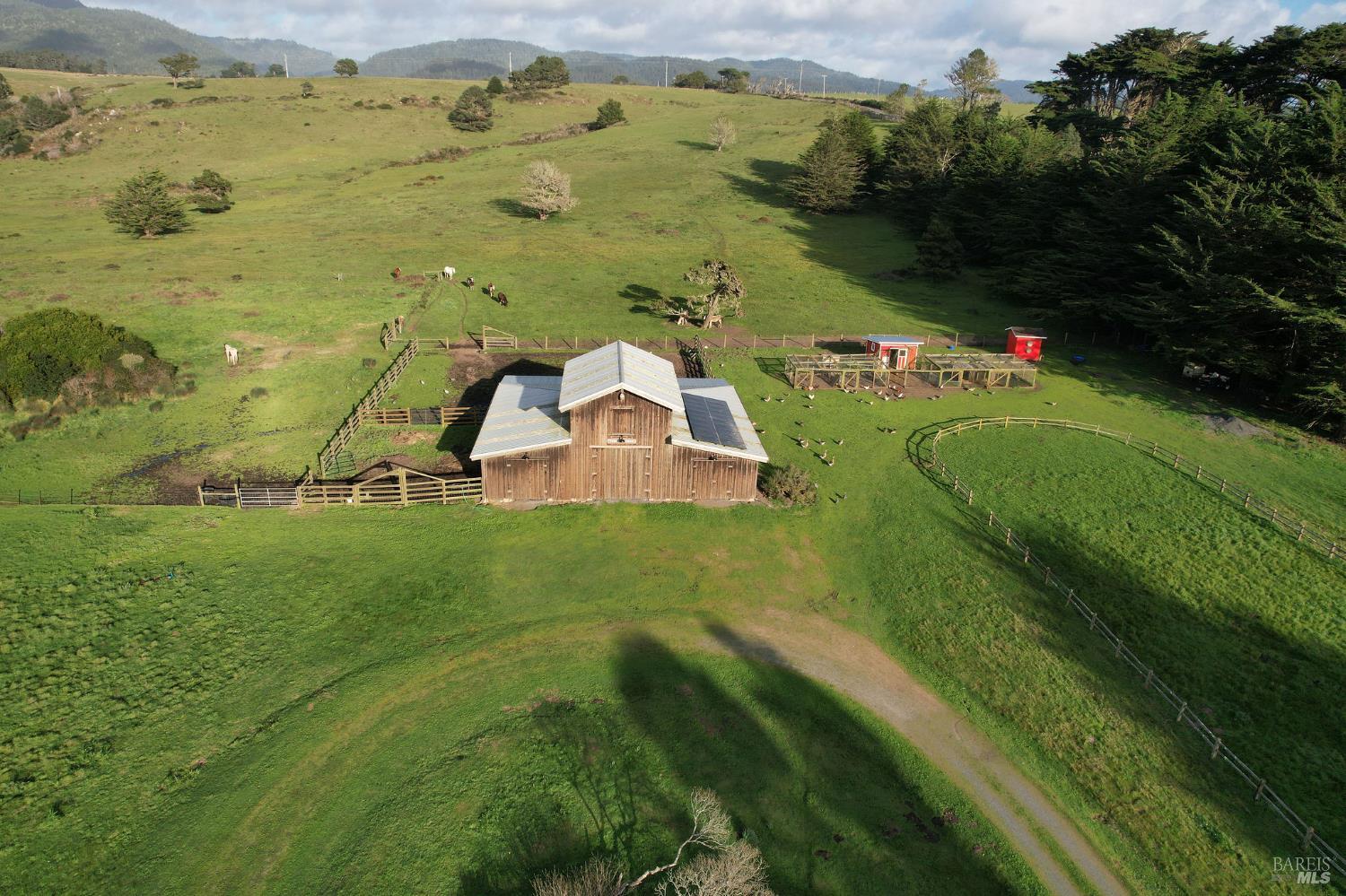 43700 Mountain View Road Manchester, CA 95459 - Photo 34 of 74