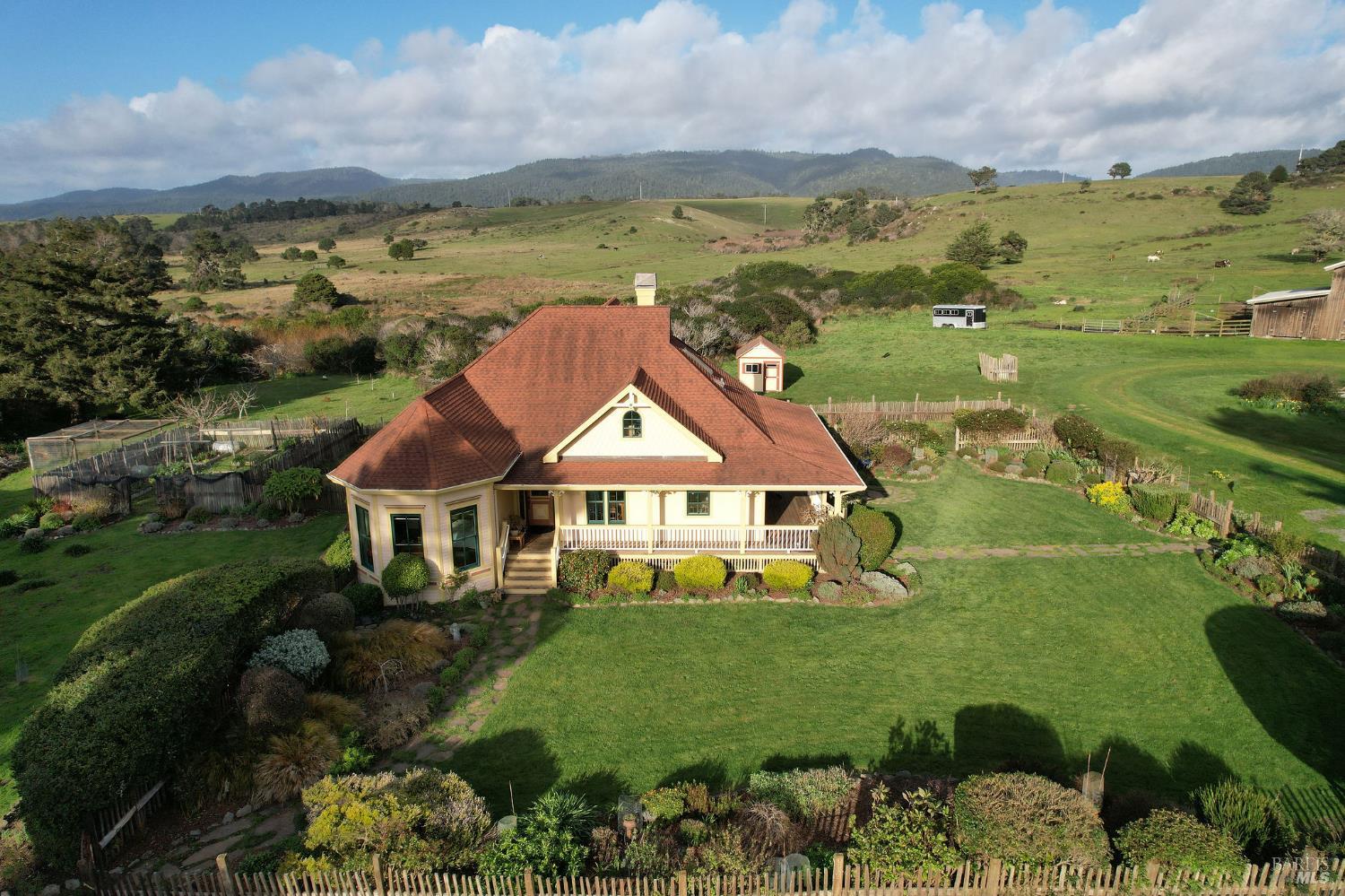 43700 Mountain View Road Manchester, CA 95459 - Photo 5 of 74