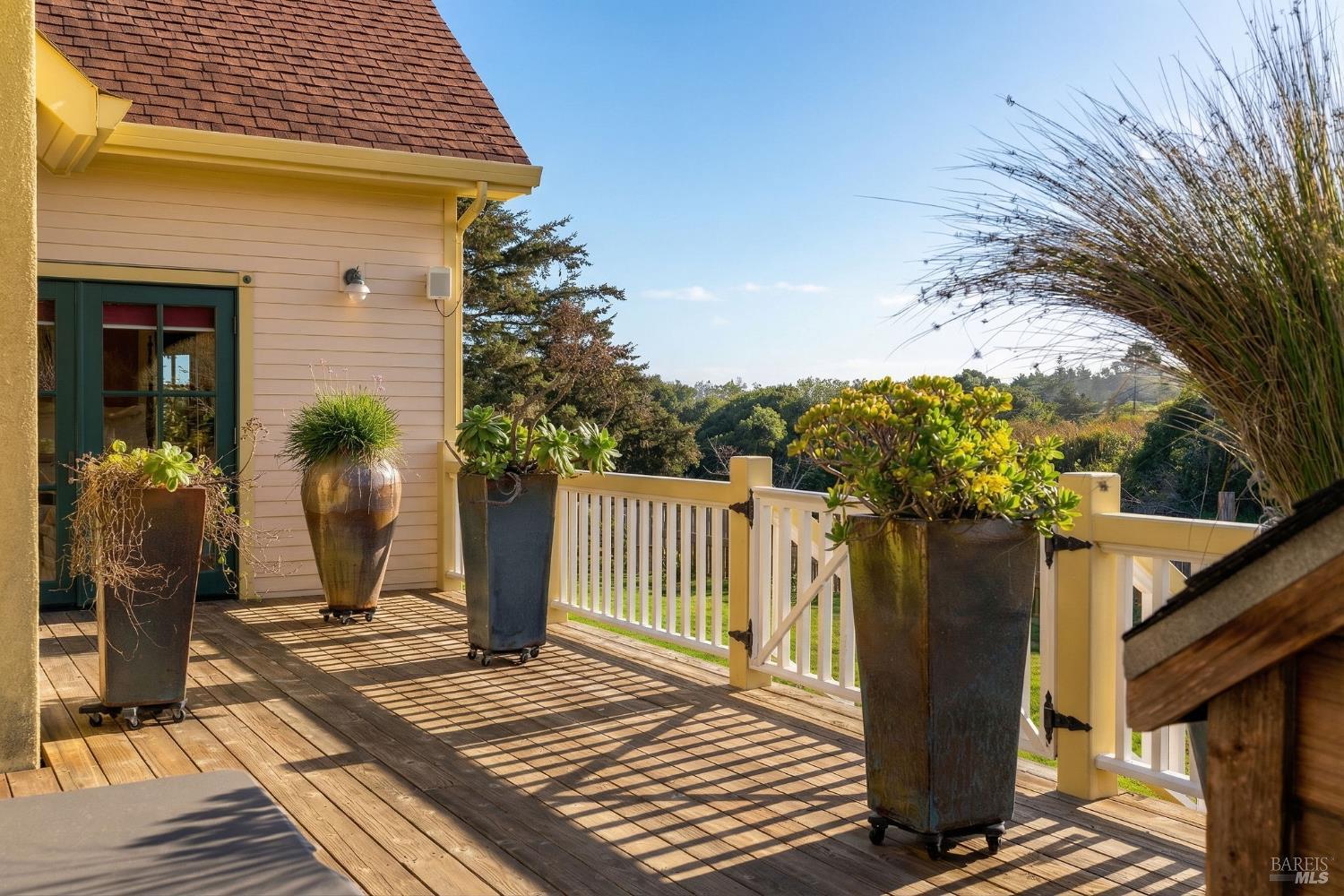 43700 Mountain View Road Manchester, CA 95459 - Photo 6 of 74 Sunny wrap around decks