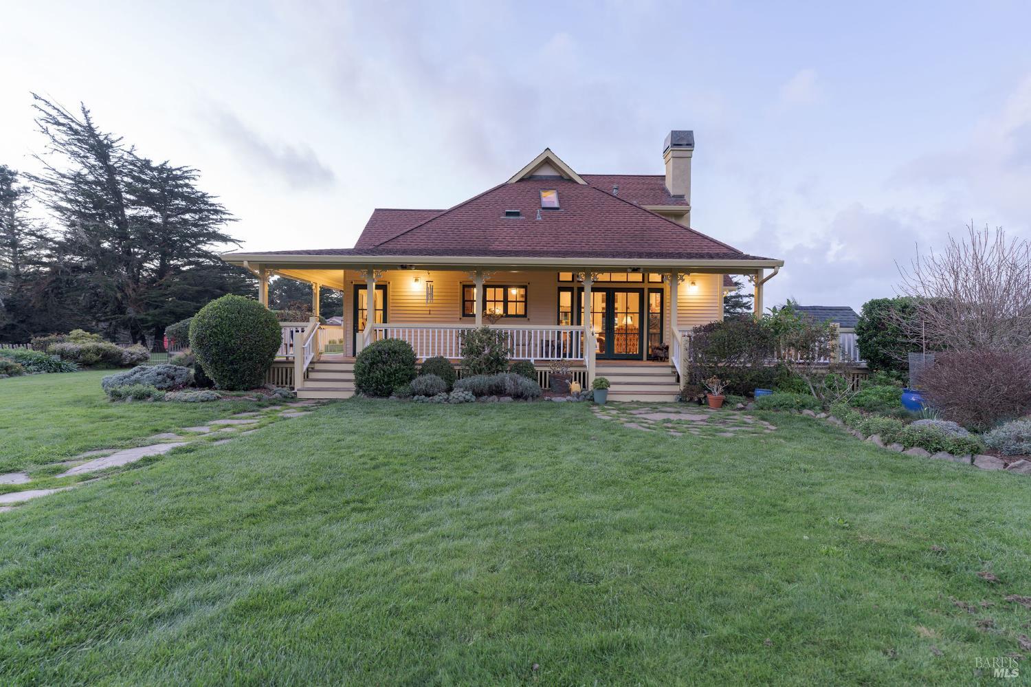 43700 Mountain View Road Manchester, CA 95459 - Photo 73 of 88 a front view of a house with garden