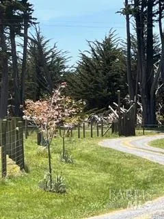 $2,400,000 | 43700 Mountain View Road, Manchester, CA 95459