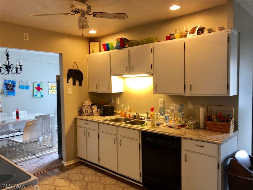 275 Sheldon Road, Unit 77 Berea, OH 44017 - Photo 7 of 18 Gallery Image 7