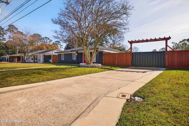 $179,000 | 4802 Lanier Avenue, Pascagoula, MS 39581