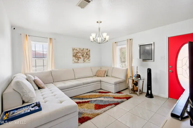 $179,000 | 4802 Lanier Avenue, Pascagoula, MS 39581