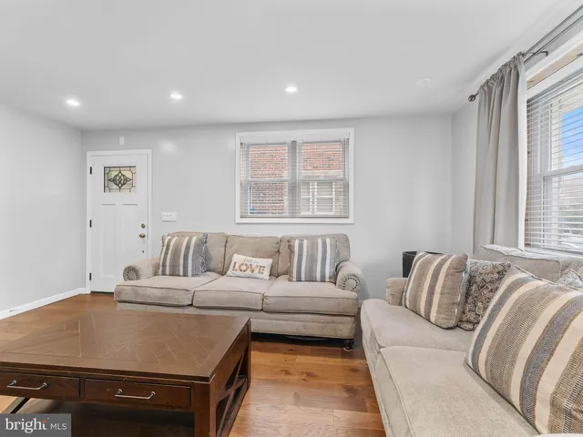 $350,000 | 720 Kerper Street, Philadelphia, PA 19111