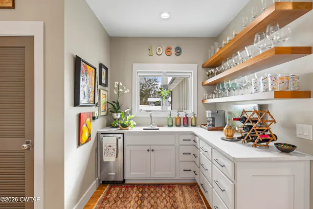 $695,000 | 140 Lakewood Drive, Lexington, TN 38351