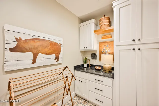 $695,000 | 140 Lakewood Drive, Lexington, TN 38351