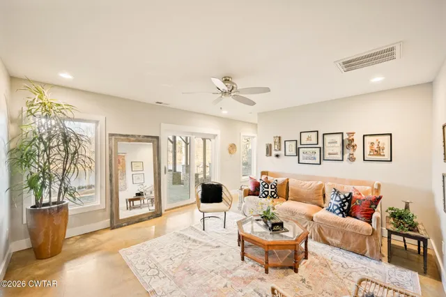 $695,000 | 140 Lakewood Drive, Lexington, TN 38351