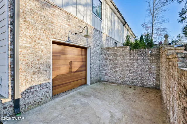 $695,000 | 140 Lakewood Drive, Lexington, TN 38351