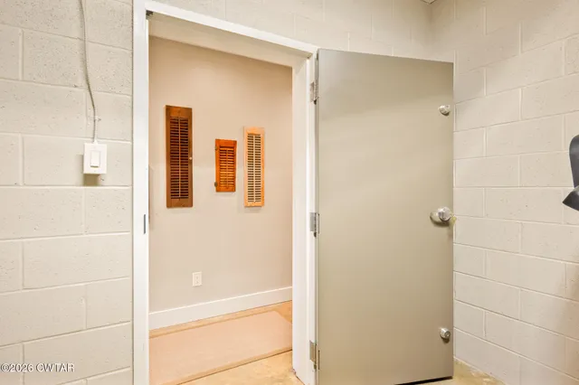 $695,000 | 140 Lakewood Drive, Lexington, TN 38351