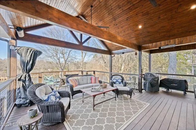 $695,000 | 140 Lakewood Drive, Lexington, TN 38351