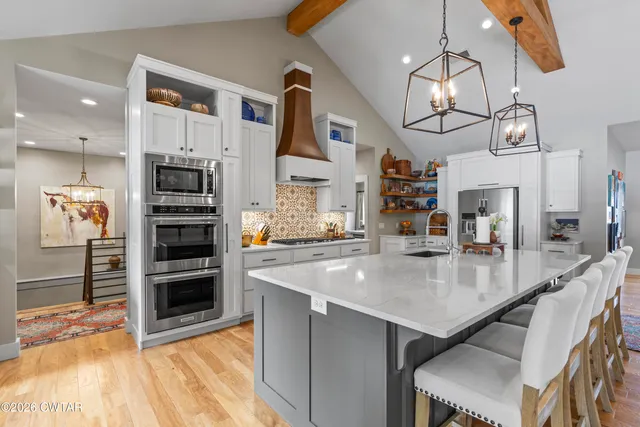 $695,000 | 140 Lakewood Drive, Lexington, TN 38351