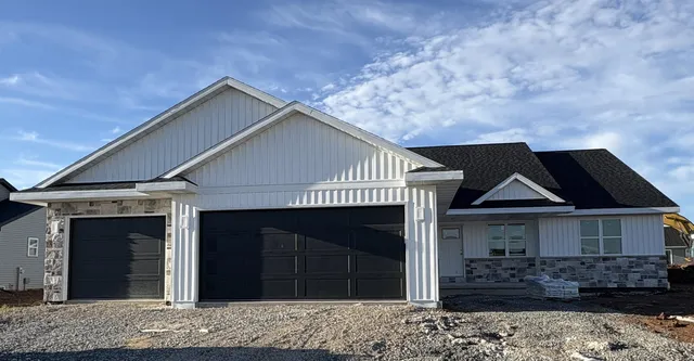 $499,000 | 3023 Woodward Way, De Pere, WI 54115