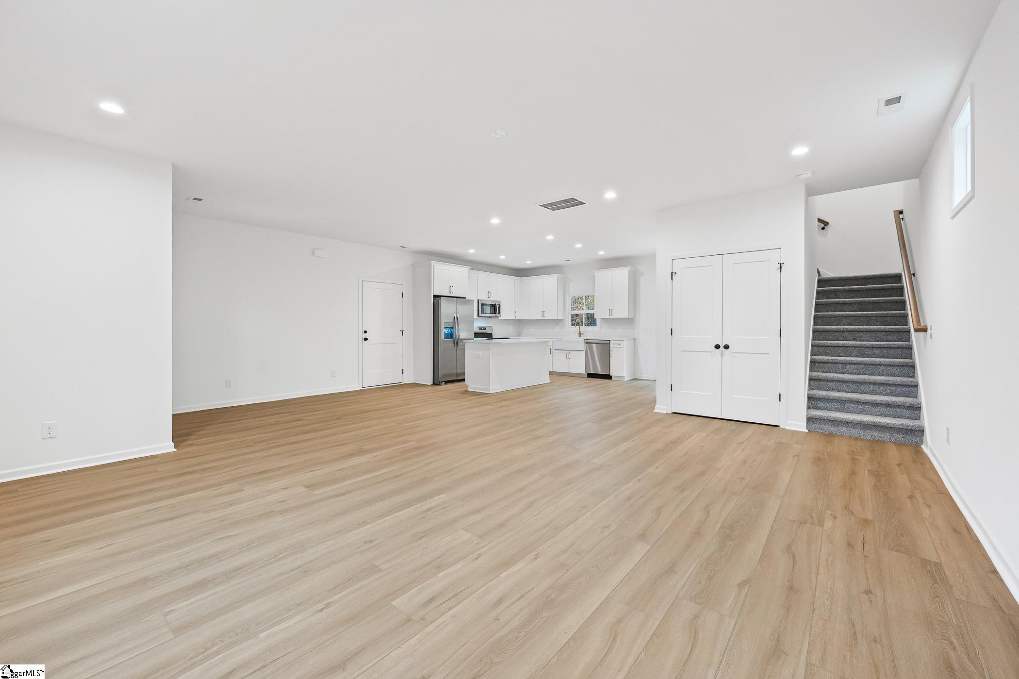 122 Guest Circle Anderson, SC 29621 - Photo 6 of 27