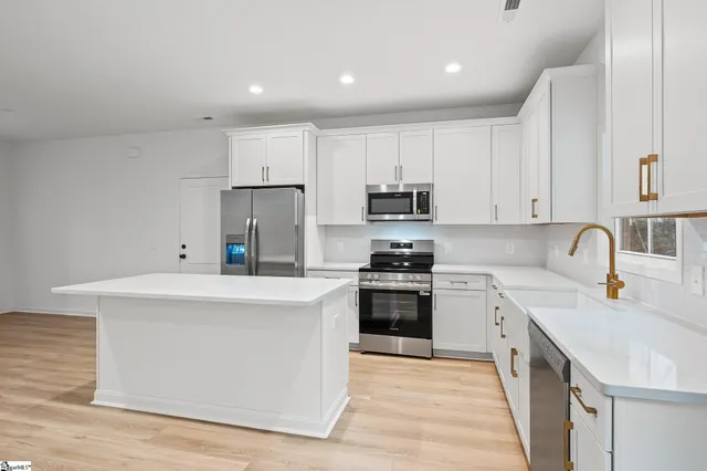 $319,950 | 122 Guest Circle, Anderson, SC 29621